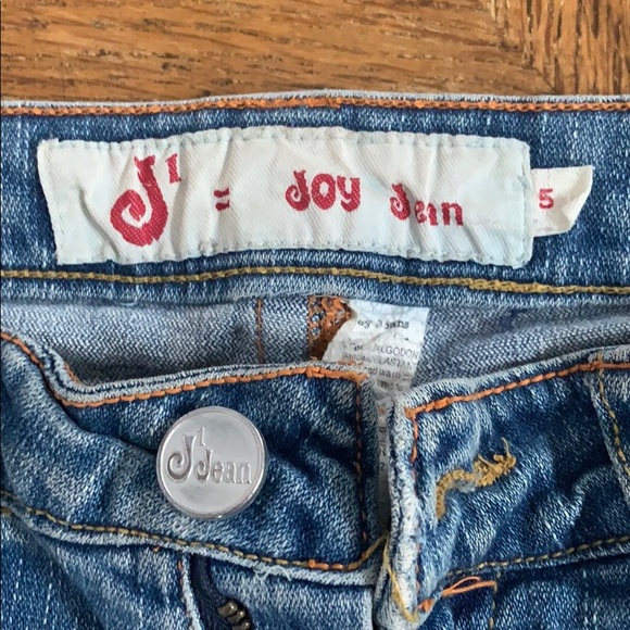 Cute cut off jean shorts from Joy Jean - Picture 2 of 4